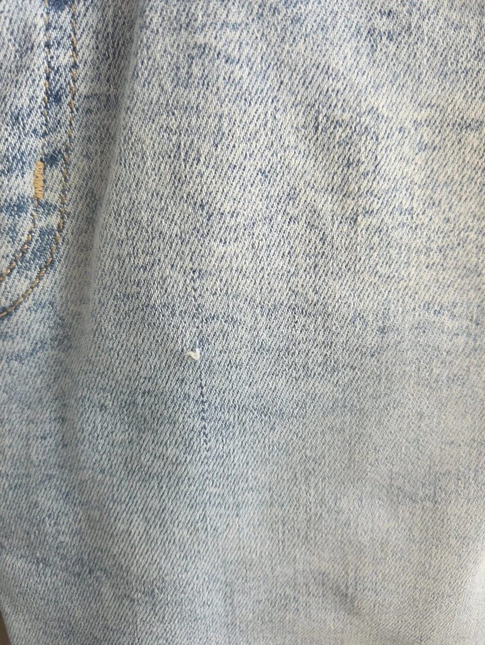 H&M Light Wash High Rise Skinny Jeans | Gently Used